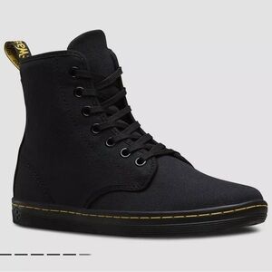 Dr. Martens Black High-top SHOREDITCH CANVAS